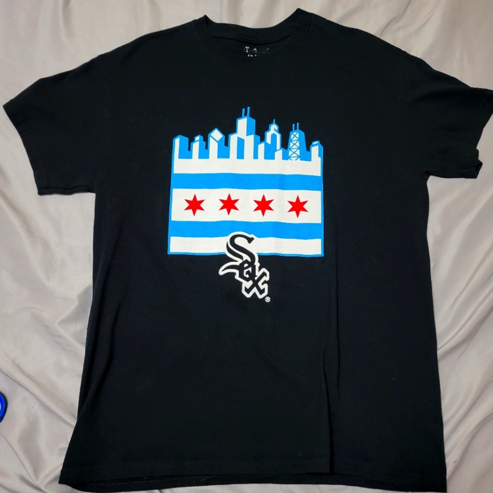 Chicago White Sox Graphic Tee Men Size Medium